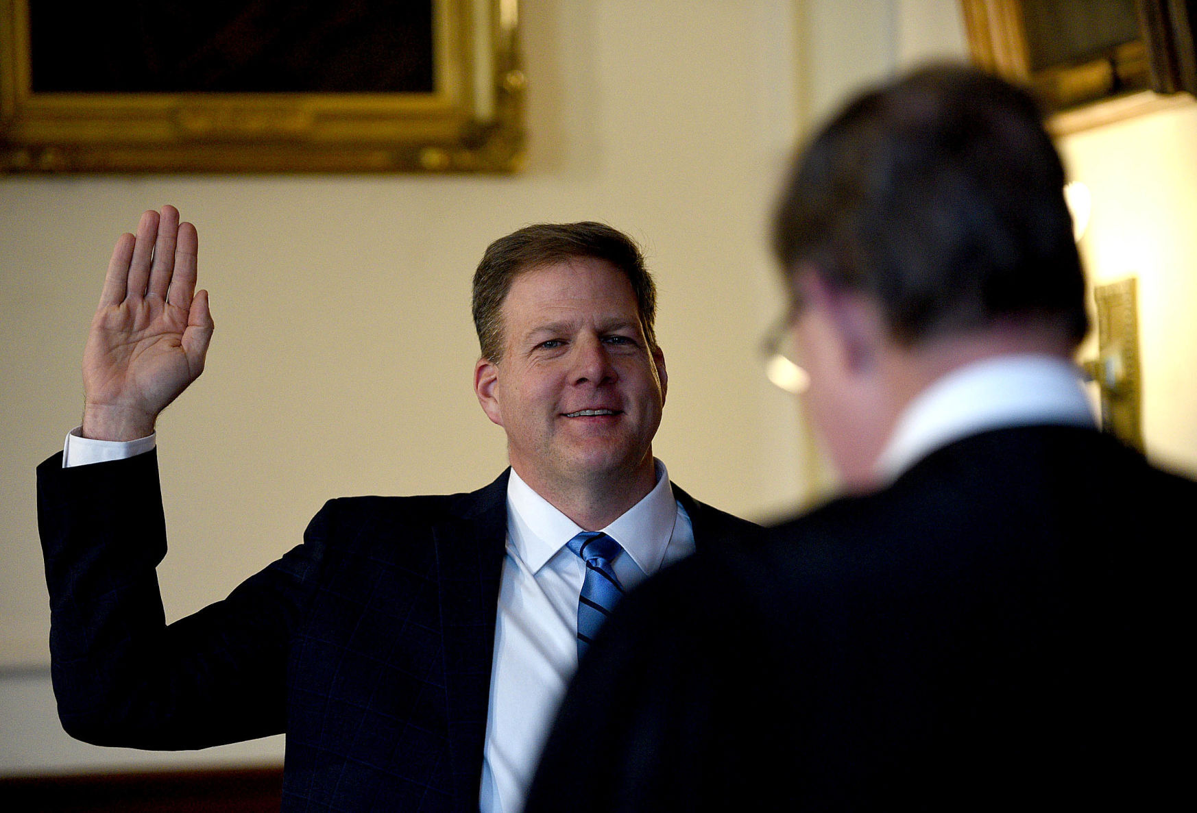 Gov. Chris Sununu takes the oath of office